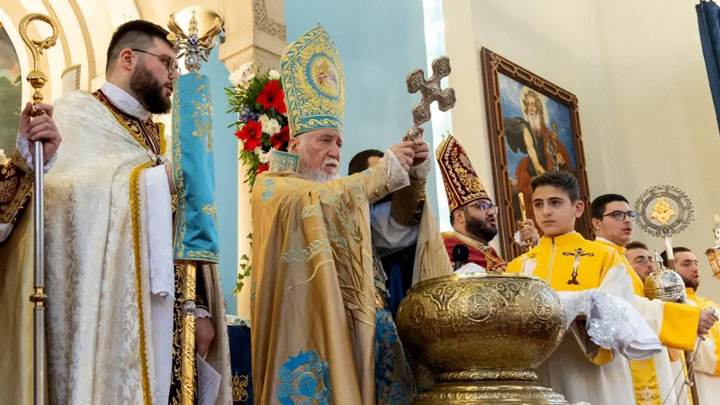 آرام الأوّل ترأّس قدّاس الميلاد في أنطلياس، والتّفاصيل؟