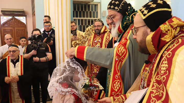 أفرام الثّاني رسم 28 شمّاسًا قارئًا و48 مرتّلة في بغداد