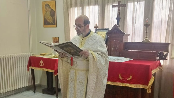 مستشفى تلّ شيحا يقيم قدّاسًا على نيّة تعافي المطران إبراهيم