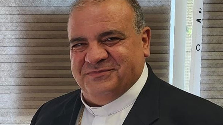 المطران ابراهيم يشكر المطمئنّين إلى صحّته: "محبّتكم هي الدّواء الحقيقيّ"