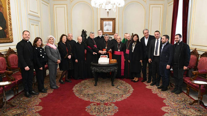 الرّاعي بارك عمل المنسّقين لمكاتب الدّائرة البطريركيّة والدّوائر احتفلت بعيده