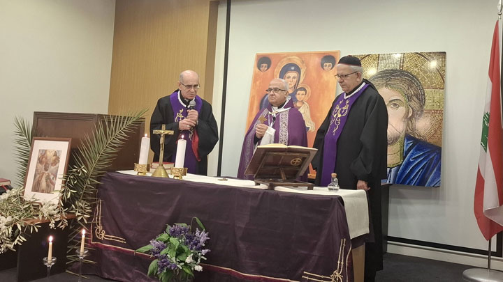 علوان ترأّس قدّاس مرافقة لراحة نفس الأب الرّاعي في المحكمة المارونيّة