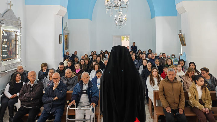 قدّاس جامع في صور: صلاة واحدة لكنائس المدينة ورجاء يثبت القلوب