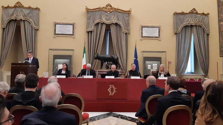 بارولين: لتحييد لبنان