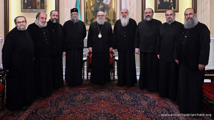 يوحنّا العاشر ومطارنة في سوريا: نستنكر ما حدث في السقيلبية ونعلي الصّوت في وجه كلّ ما من شأنه المساس بصيغة العيش الواحد في سوريا