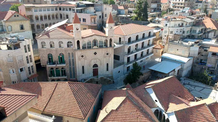 إليكم برنامج رعيّة دير مار يوسف الأنطونيّة- زحلة في الآلام والفصح!