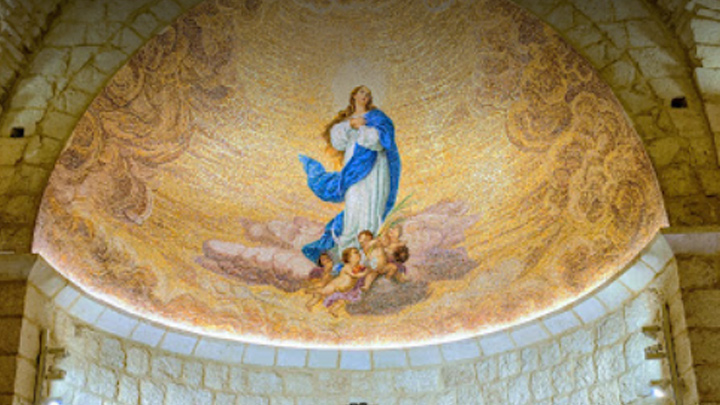 في أسبوع الآلام... رتب وصلوات في سيّدة اللّويزة- زوق مصبح