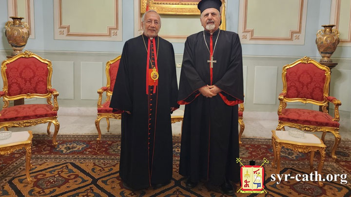 ميناسيان في زيارة فصحيّة إلى يونان وصلاة من أجل السّلام