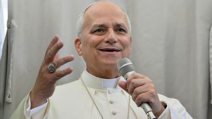 البابا: الكنيسة تنمو في أنغولا