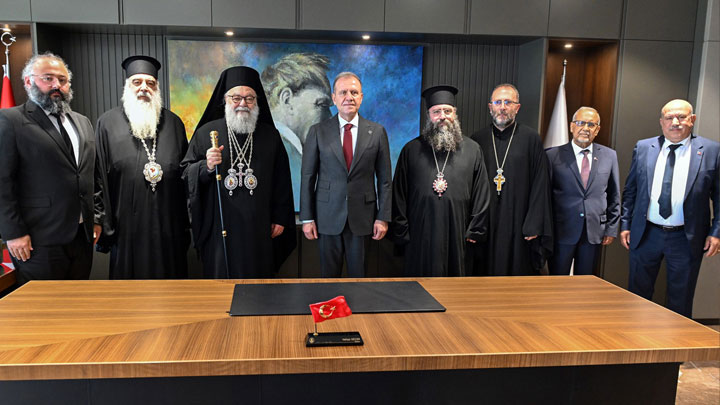 يوحنّا العاشر في لقاء رئيس بلديّة مرسين: الكنيسة الأنطاكيّة تعمل على ترسيخ منطق السّلام والتّآخي