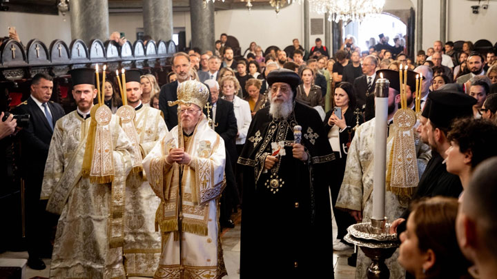 تواضروس الثّاني استهلّ جولة خارجيّة، والتّفاصيل؟