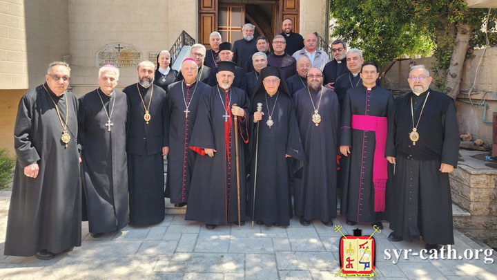 إجتماع في حمص لمجلس رؤساء الكنائس الكاثوليكيّة في سوريا، والتّفاصيل؟